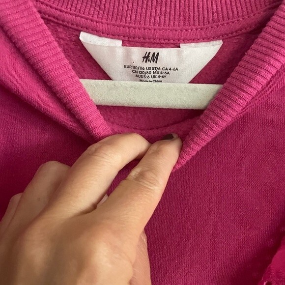 H&M Girls Eyelet Ruffle Hot Pink Sweatshirt 5/6 - Picture 6 of 7